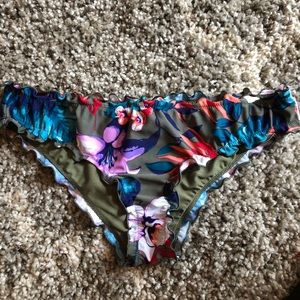 Hollister Ruffle Cheeky Bikini Bottom